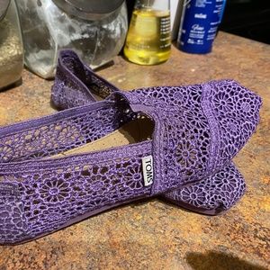TOMS Purple Moroccan Lace Flat Size 8.5 W